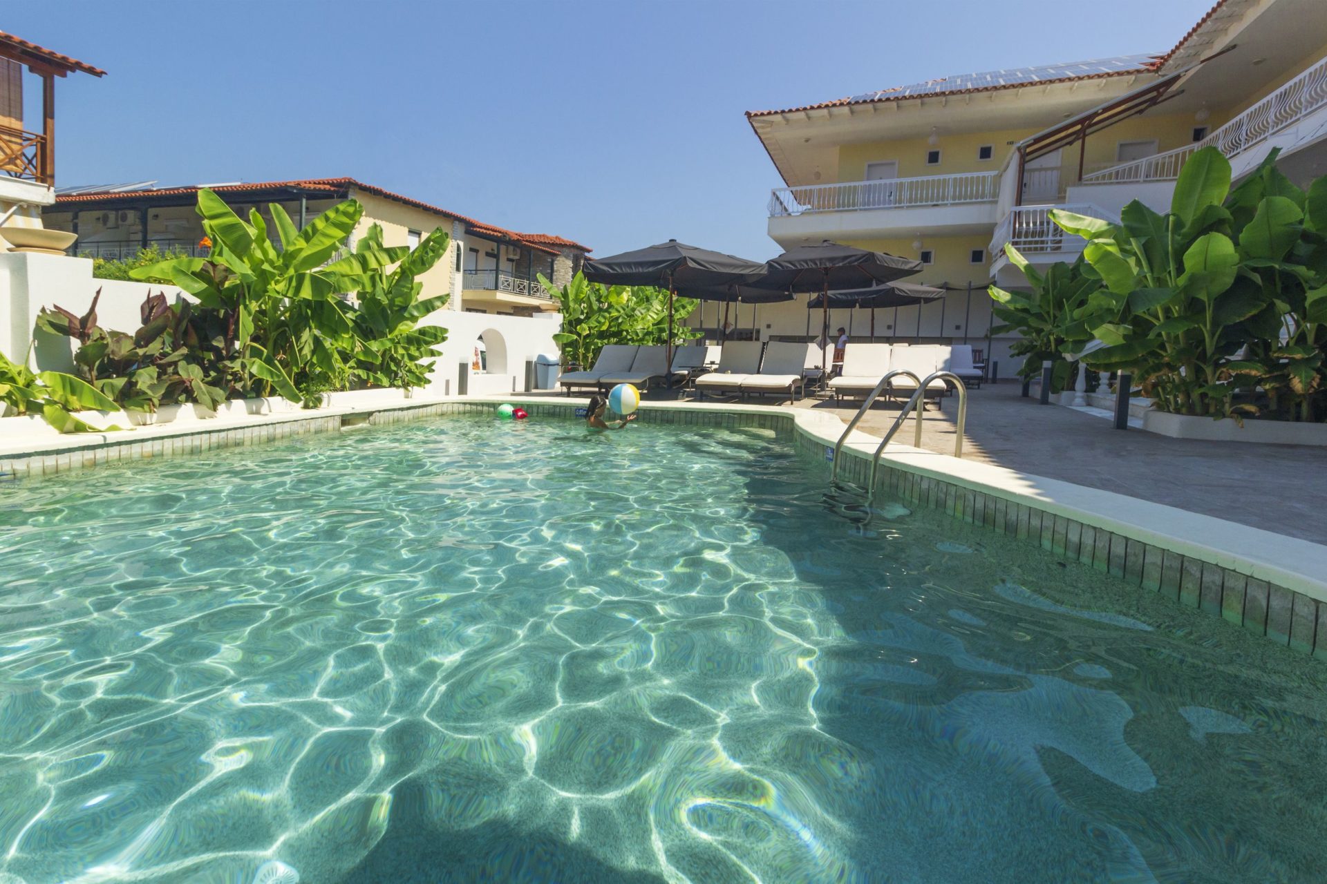 Tiara Holdiays - Hotel Odysseas - pool